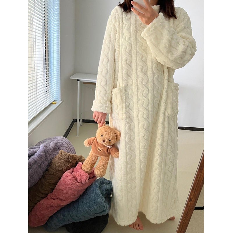 Fleece-Nachthemd – Warm & gemütlich für kalte Nächte