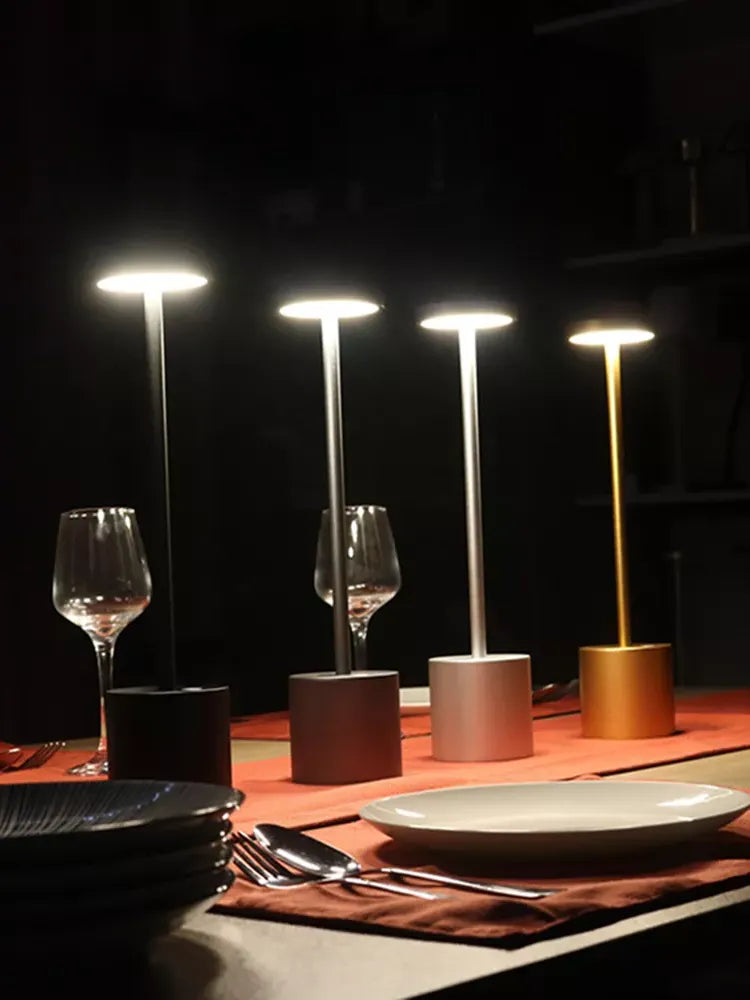 Kabellose LED-Tischlampe