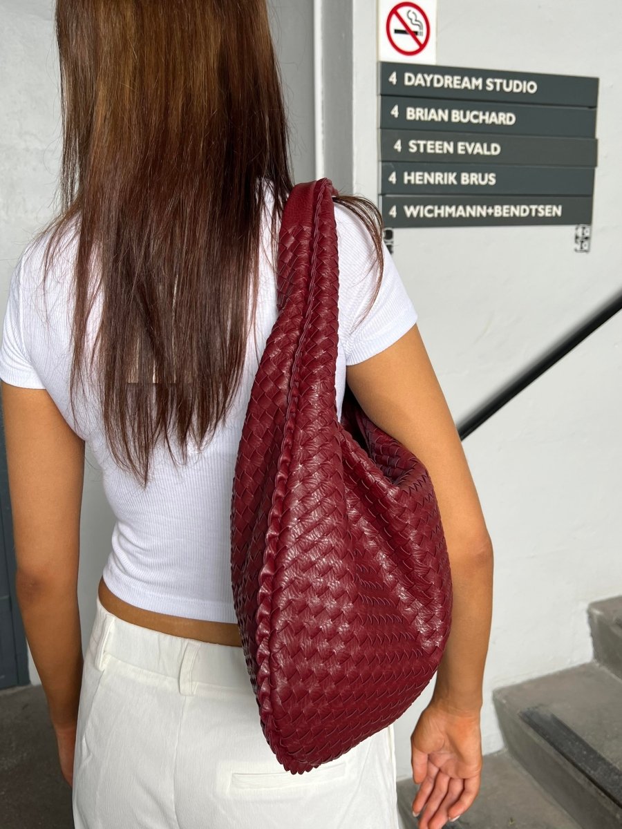 Geflochtene Leder-Hobo-Bag mit Reißverschluss