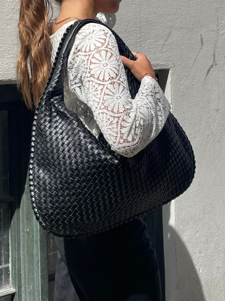 Geflochtene Leder-Hobo-Bag mit Reißverschluss
