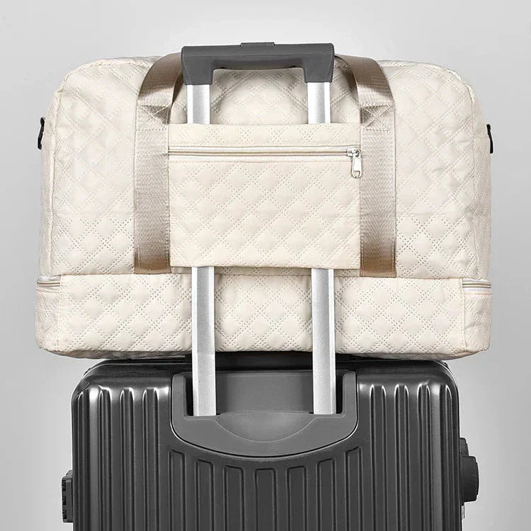 Gesteppte Reisetasche mit Schuhfach