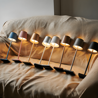 Nordia LED-Tischlampe