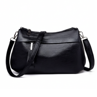 Weiche Kunstleder-Crossbody-Bag – 3 Fächer
