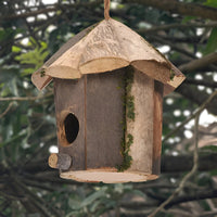 Hölzernes Vogelhaus mit Aufhängeband