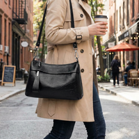 Weiche Kunstleder-Crossbody-Bag – 3 Fächer