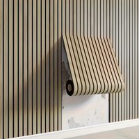 Selbstklebendes 3D-Wandpaneel mit Holzoptik