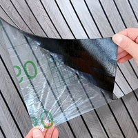 Selbstklebendes 3D-Wandpaneel mit Holzoptik