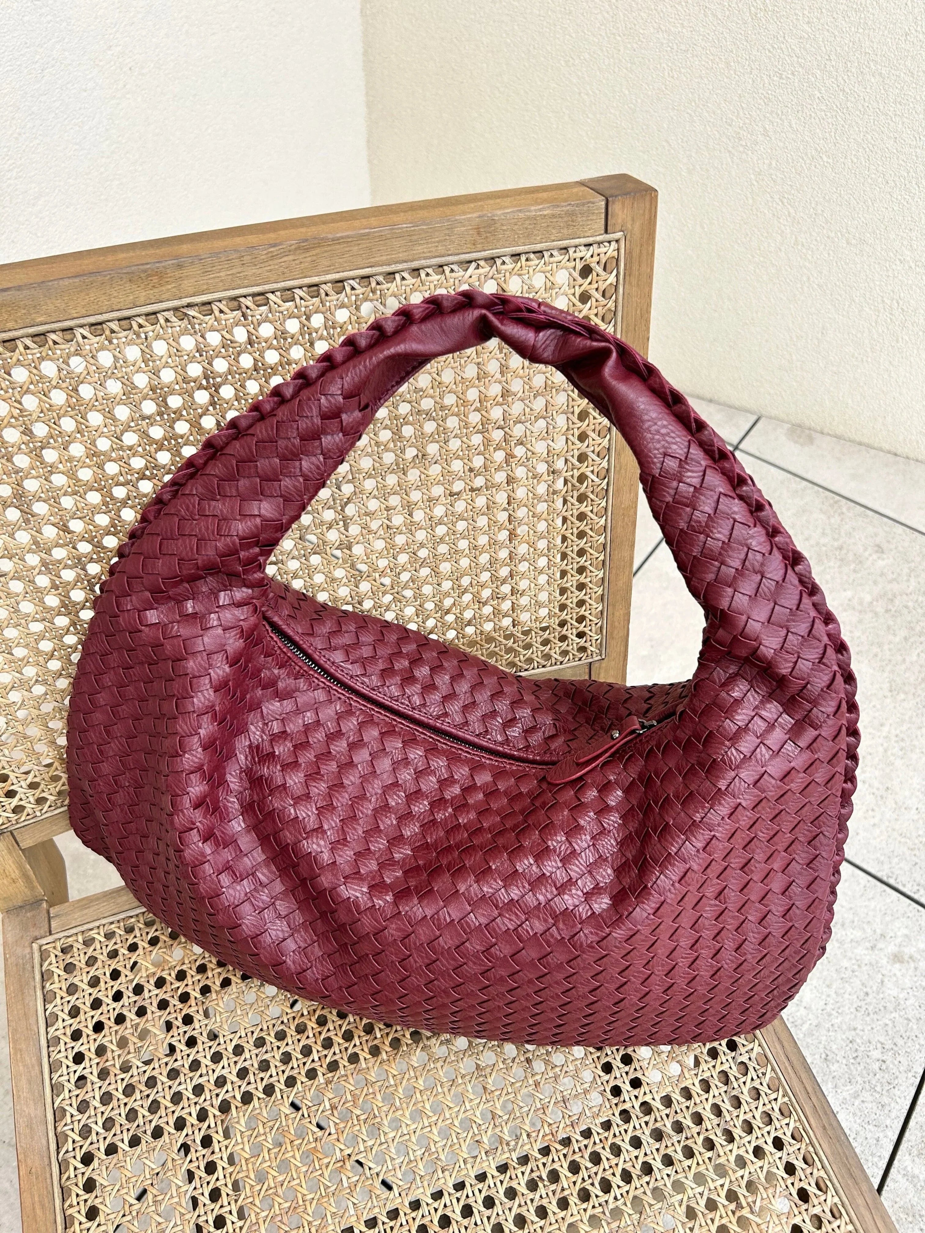 Geflochtene Leder-Hobo-Bag mit Reißverschluss