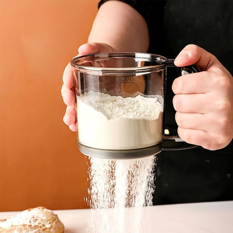 Mehlsieb mit Quetschgriff – 250 ml Backsieb