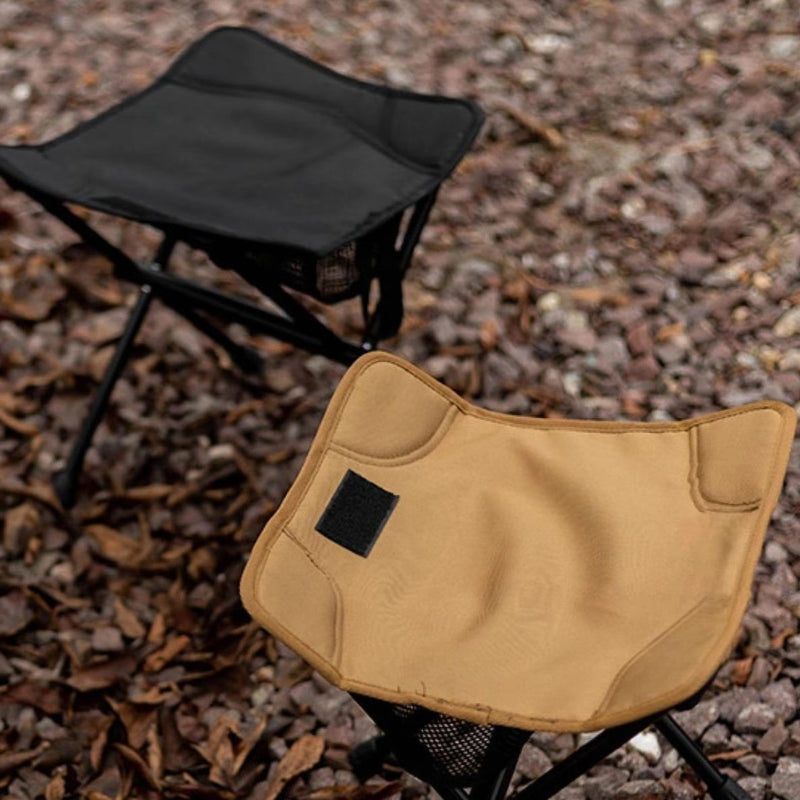 Klappbarer Campinghocker – Tragbarer Outdoor-Sitz mit Netzablage