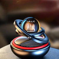Solar-Autoduft – Rotierendes Orbital-Design mit Duftstein
