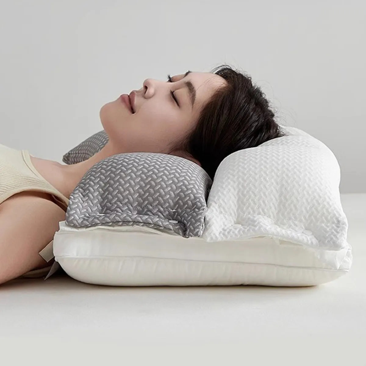 Ergonomisches Nackenstützkissen – für Seiten- und Rückenschläfer