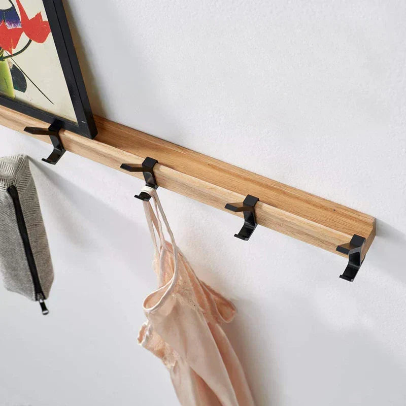 Wandgarderobe mit 5 Doppelhaken – Holz und Metall