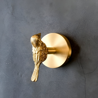 Tier-Wandhaken mit Goldfinish