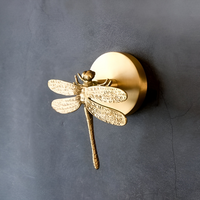 Tier-Wandhaken mit Goldfinish