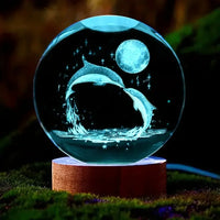 Kristallglaskugel mit 3D-Lasergravur & Farbwechselnder LED-Basis
