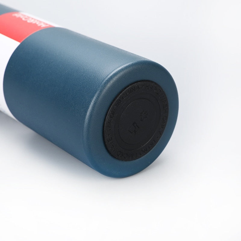 Thermoskanne Geschenkset mit 3 Bechern – Warm & Kalt, 500 ml