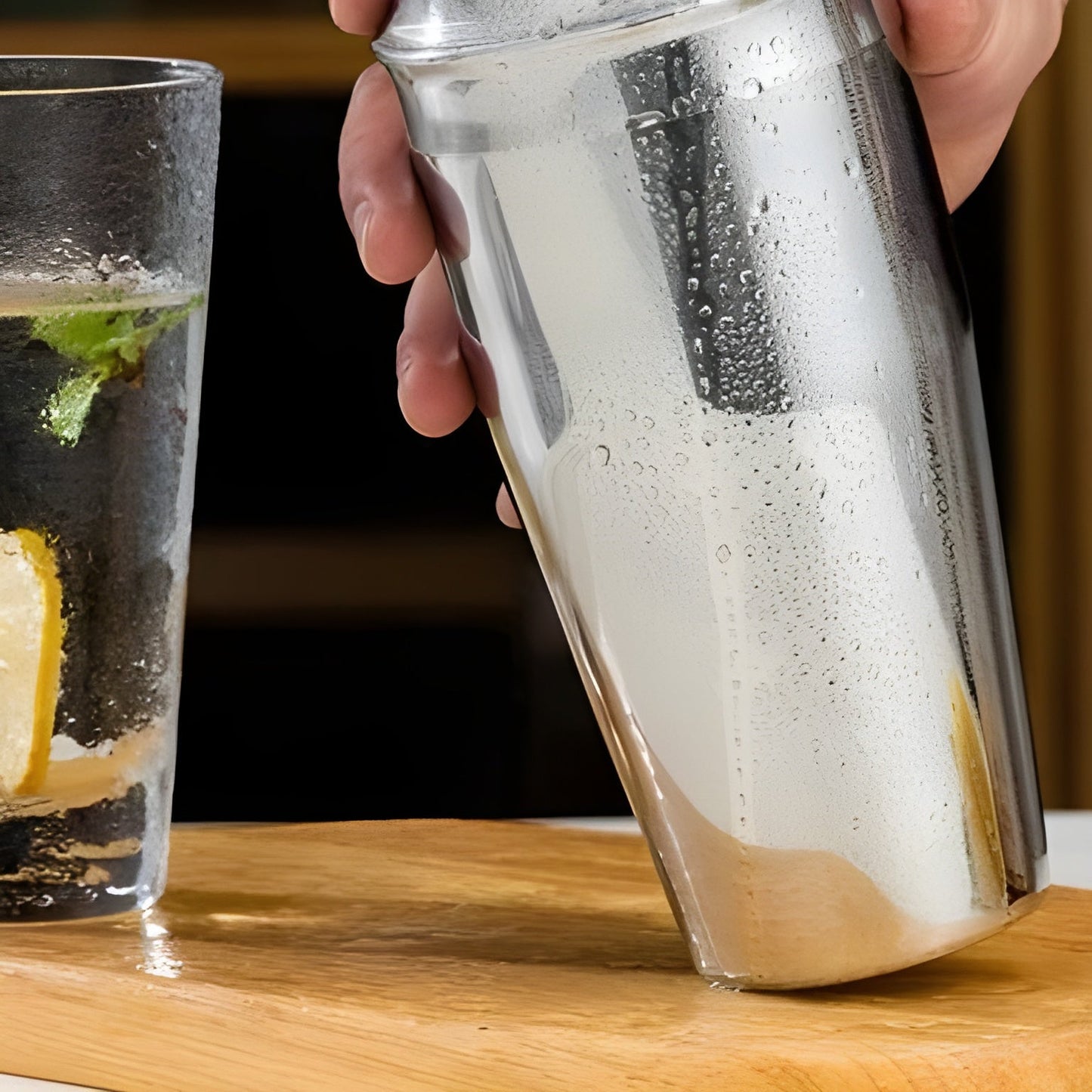 Cocktail-Set mit Bambus-Ständer – 10-teilig