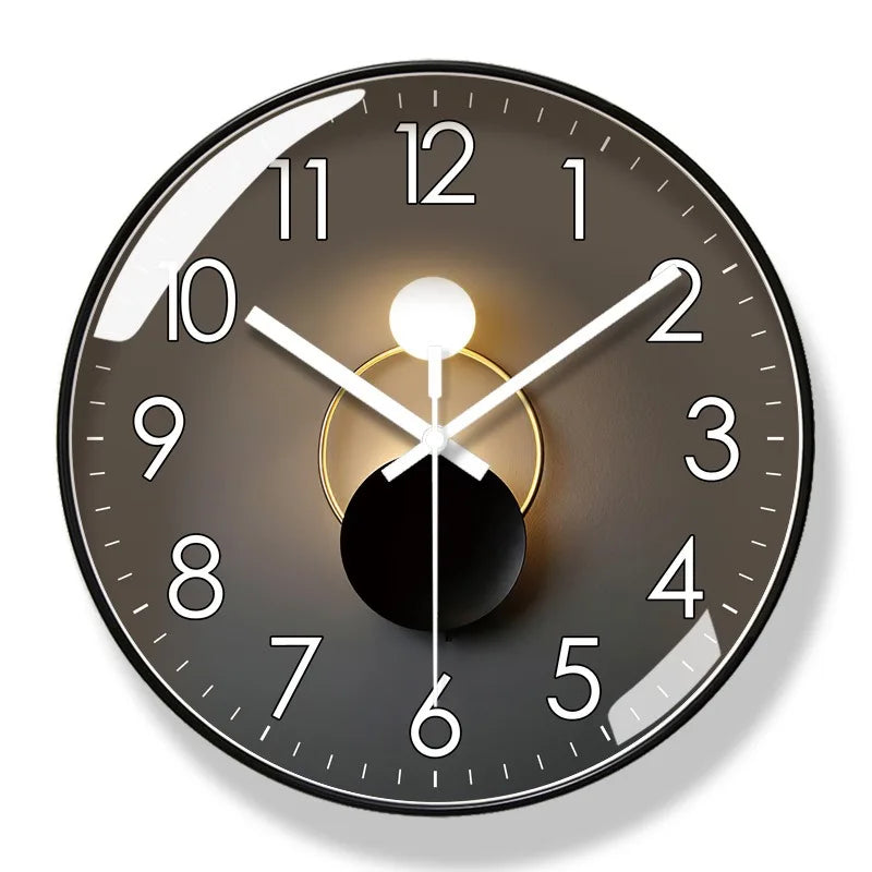 Leise Designer-Wanduhr