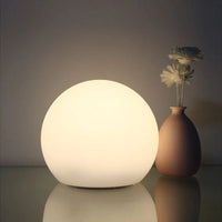 LED-Kugellampe mit 16 Farben und Fernbedienung