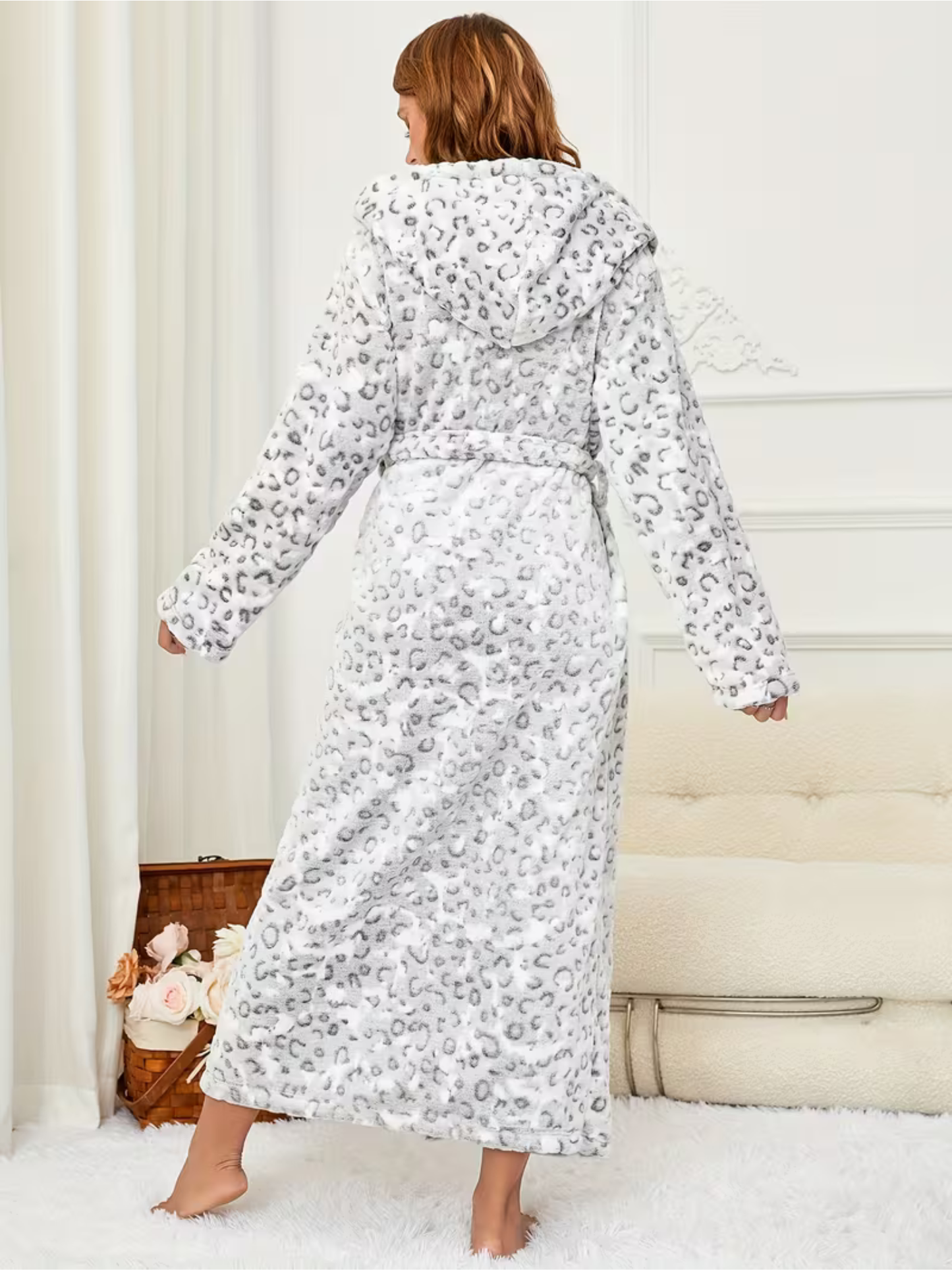 Flauschiger Fleece-Morgenmantel mit Leopardenmuster – Warm und Weich
