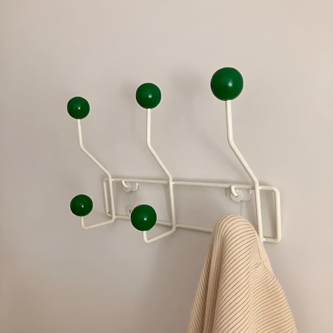 Wandgarderobe Mid-Century – Stilvolle Ordnung für den Eingangsbereich