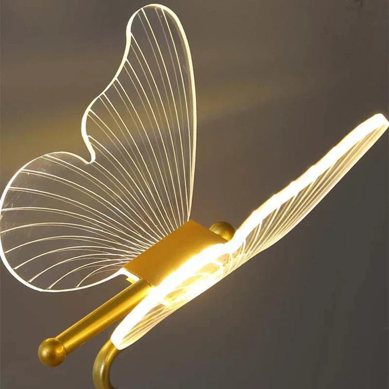 Schmetterling LED-Tischleuchte mit Acrylflügeln – Warmes Dekoratives Licht