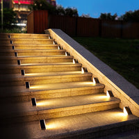 Solar-Treppenleuchten für Außen – Warmweißes LED-Licht, 4er- oder 10er-Set