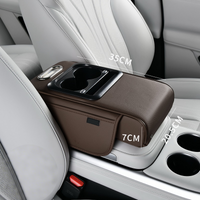 Auto-Mittelarmlehne mit USB-Ladefunktion – Getränkehalter & Stauraum