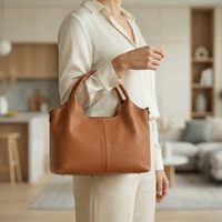 Weiche Leder-Hobo-Tasche mit mehreren Fächern