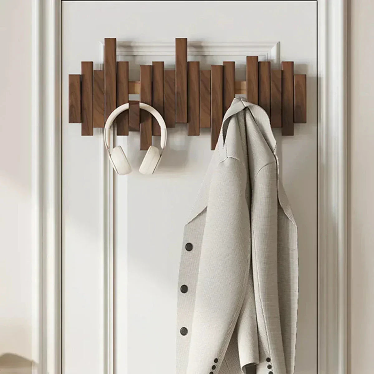 Wandhaken aus Holz