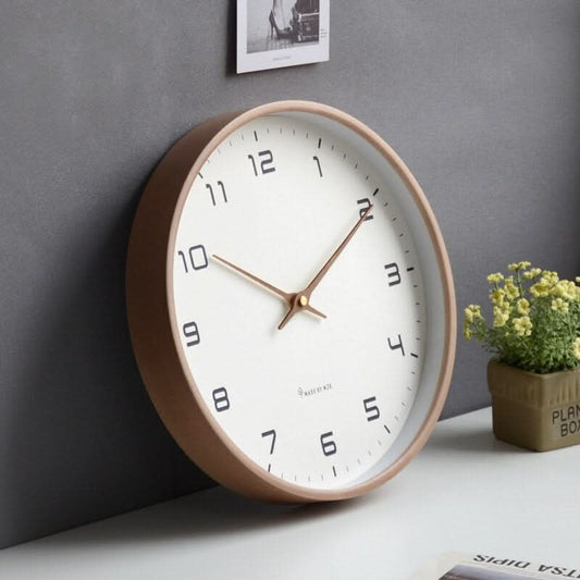 Lautlose Holzwanduhr – Kein Ticken, nur Stille