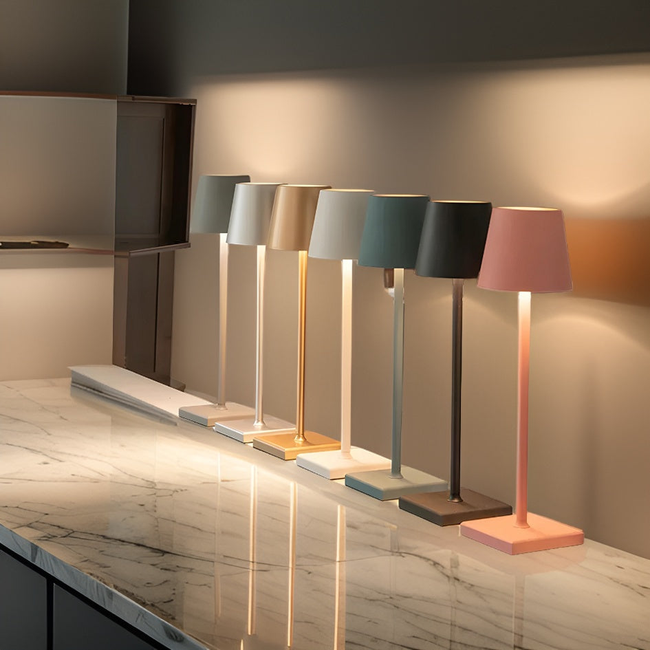 Nordia LED-Tischlampe
