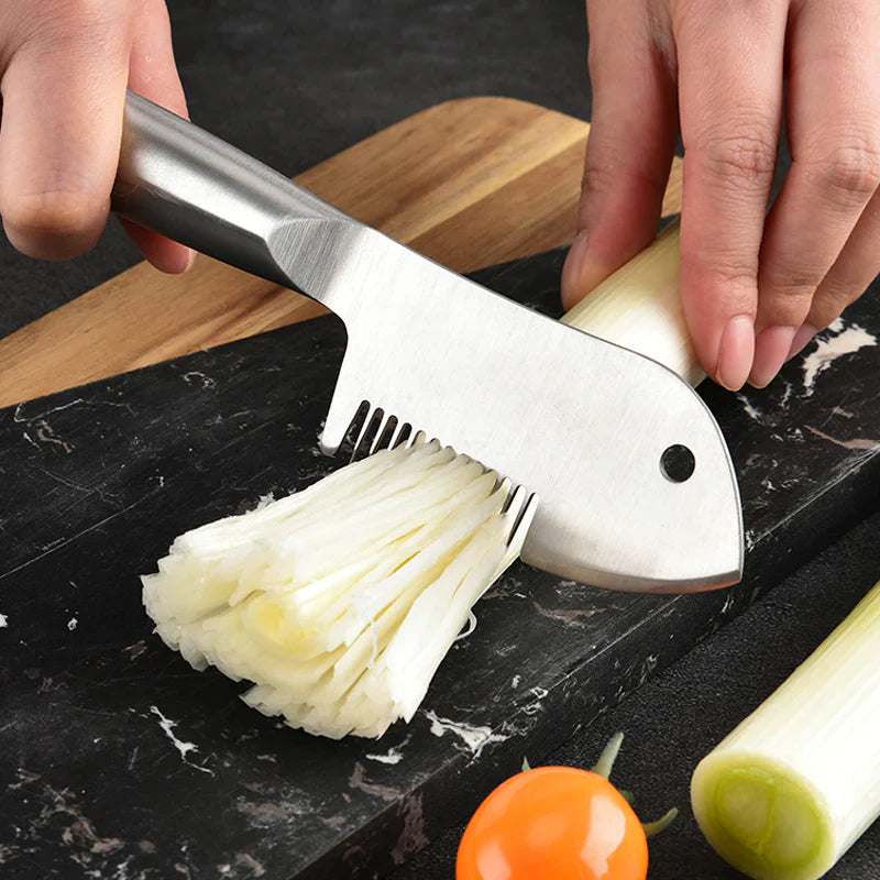 Julienne-Schäler aus Edelstahl – Gleichmäßige Streifen bei jedem Schnitt